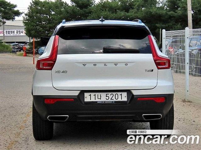 Volvo XC40 T4 R-Design 2020 — фото 4