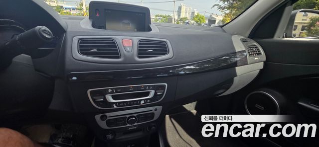 Renault Korea SM3 Neo RE 2015 — фото 23