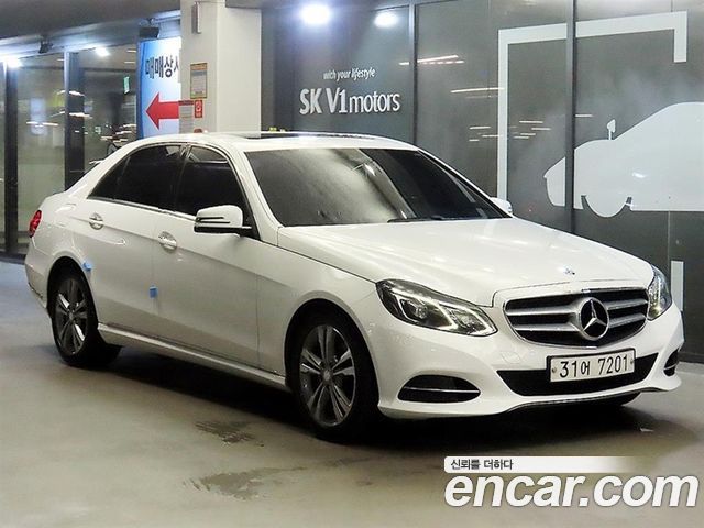 Mercedes-Benz E-Class (W212) E220 CDI Avantgarde