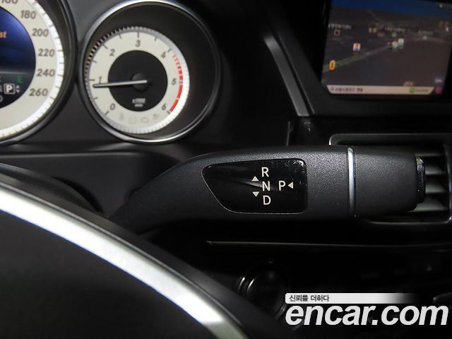 Mercedes-Benz E-Class (W212) E220 CDI Avantgarde 2015 — фото 16