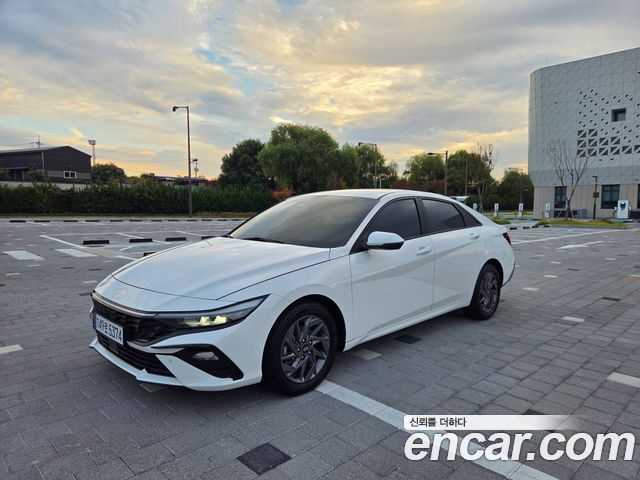 Hyundai Avante (CN7) 1.6 Modern 2024 — фото 1