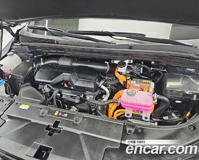 Kia Carnival (IV) HEV 9-Seater Hi-Limousine Signature 2025 — фото 6