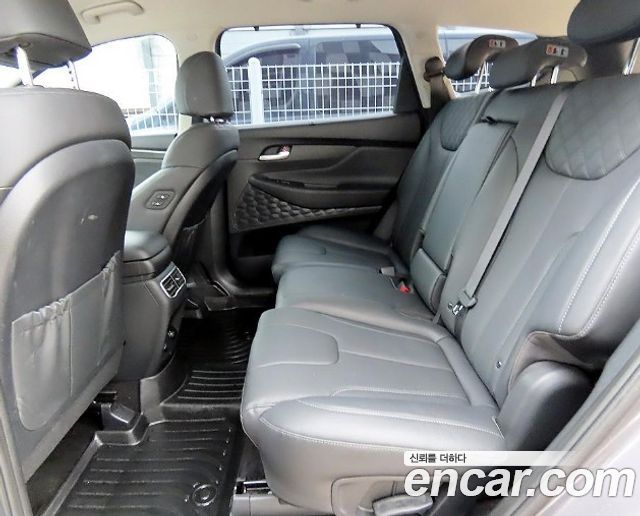 Hyundai Santa Fe Gasoline 2.5T 2WD Prestige 2023 — фото 6