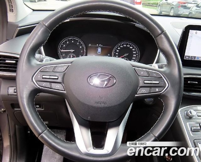 Hyundai Santa Fe Gasoline 2.5T 2WD Prestige 2023 — фото 8