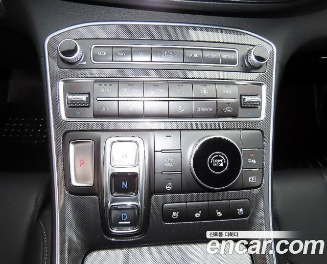Hyundai Santa Fe Gasoline 2.5T 2WD Prestige 2023 — фото 19