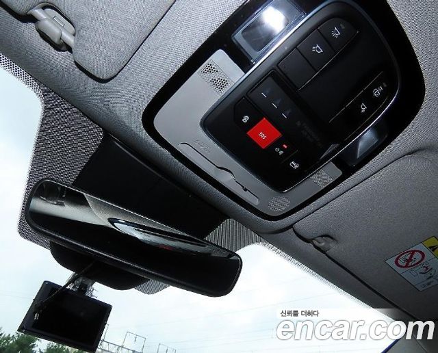 Hyundai Santa Fe Gasoline 2.5T 2WD Prestige 2023 — фото 20