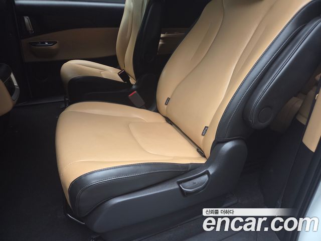 Kia Carnival (IV) Diesel 9-Seater Prestige 2023 — фото 16