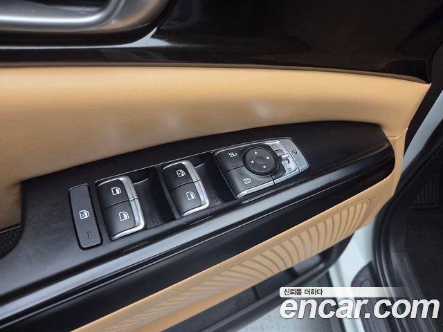 Kia Carnival (IV) Diesel 9-Seater Prestige 2023 — фото 18