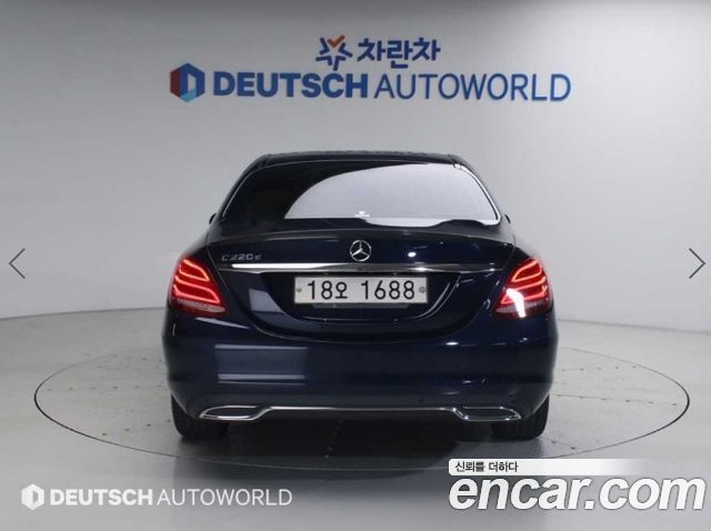 Mercedes-Benz C-Class (W205) C220 d Avantgarde 2017 — фото 4