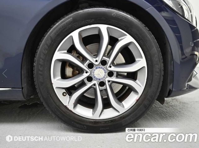 Mercedes-Benz C-Class (W205) C220 d Avantgarde 2017 — фото 5