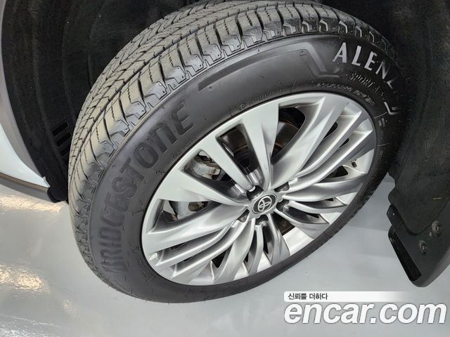 Toyota Highlander (IV) 2.5 4WD Platimum 2025 — фото 5
