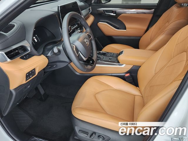 Toyota Highlander (IV) 2.5 4WD Platimum 2025 — фото 10