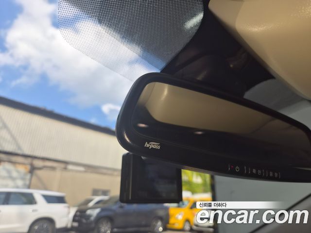 Renault Korea SM6 2.0 GDe SE 2016 — фото 16
