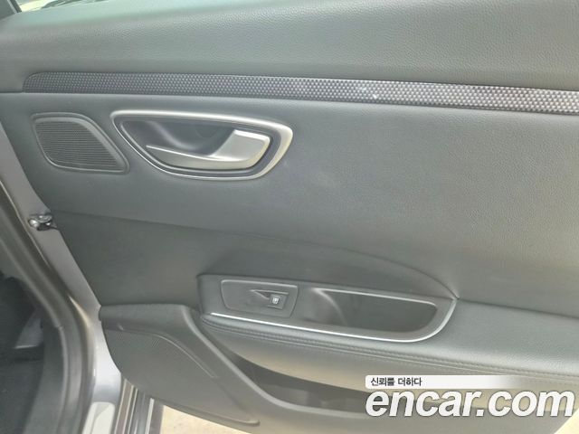 Renault Korea SM6 2.0 GDe SE 2016 — фото 23