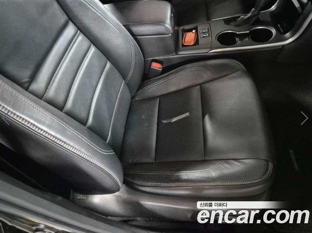 Toyota Camry 2.5 XLE 2015 — фото 7
