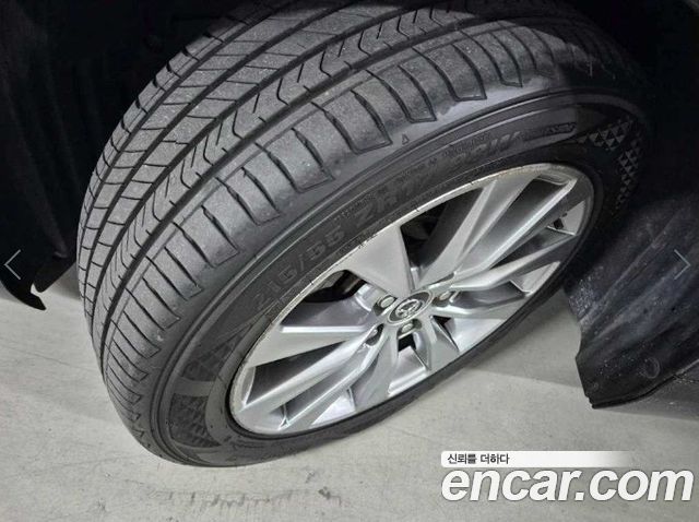 Toyota Camry 2.5 XLE 2015 — фото 22