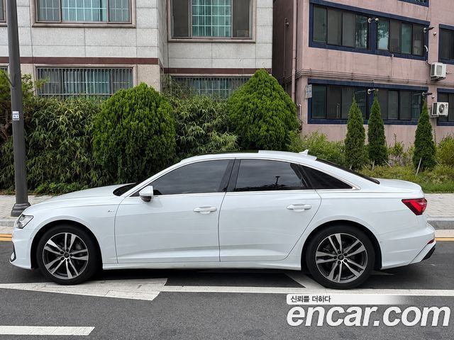 Audi A6 (C8) 45 TFSI Quattro Premium 2023 — фото 2