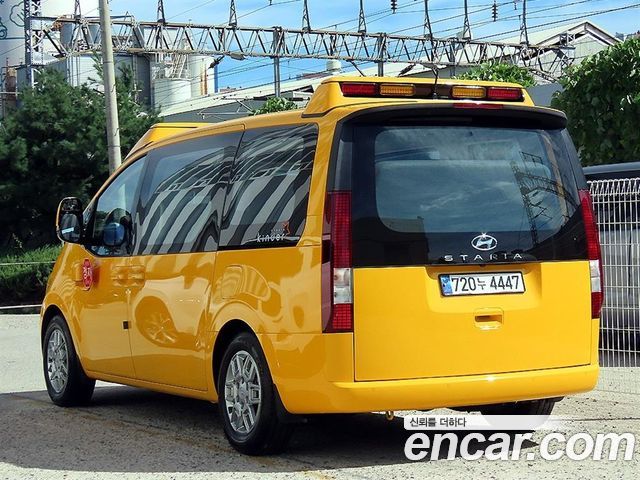Hyundai Staria L3.5  Kinder Safety Car 15-Seater 2023 — фото 3
