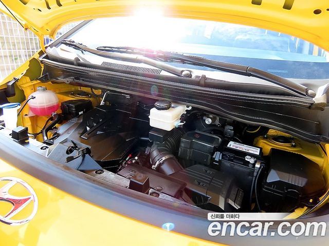 Hyundai Staria L3.5  Kinder Safety Car 15-Seater 2023 — фото 23