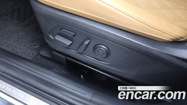 Kia Sorento (IV) HEV 1.6 2WD Signature 2021 — фото 31