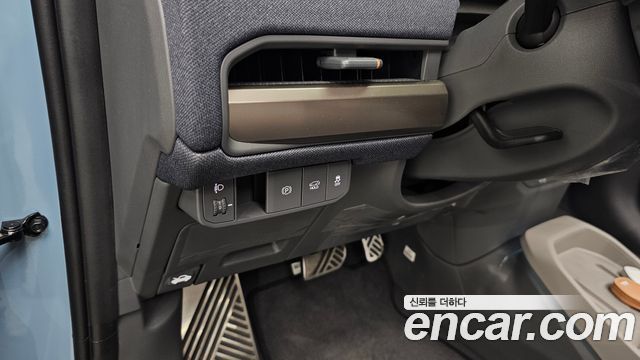 Kia EV3 Standard 2WD Earth 2025 — фото 29