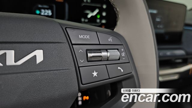 Kia EV3 Standard 2WD Earth 2025 — фото 32