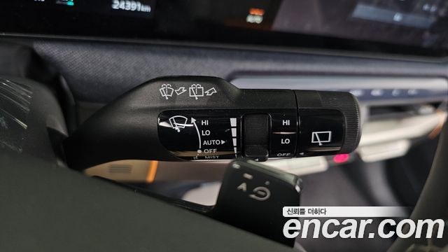 Kia EV3 Standard 2WD Earth 2025 — фото 33