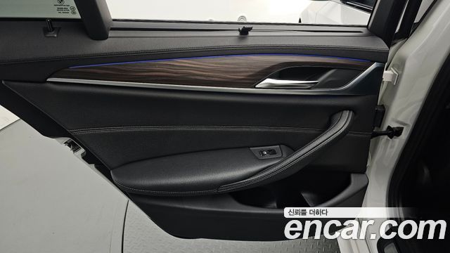 BMW 5 Series (G30) 520d xDrive M Sport Package Plus 2017 — фото 25