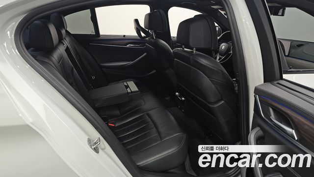 BMW 5 Series (G30) 520d xDrive M Sport Package Plus 2017 — фото 26