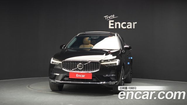 Volvo XC60 (II) B5 Ultimate Bright 2024 — фото 3