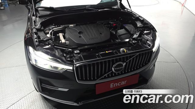 Volvo XC60 (II) B5 Ultimate Bright 2024 — фото 6