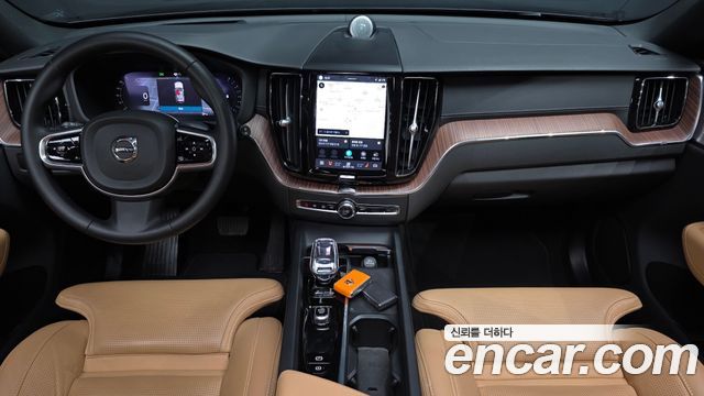 Volvo XC60 (II) B5 Ultimate Bright 2024 — фото 7