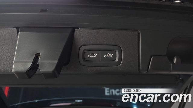 Volvo XC60 (II) B5 Ultimate Bright 2024 — фото 24