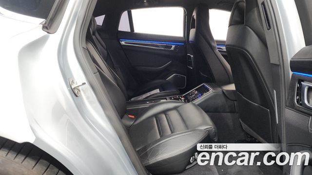 Porsche Panamera (971) 2.9 4S 2017 — фото 11