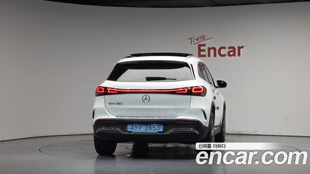 Mercedes-Benz EQA (H243) EQA250 AMG Line 2023 — фото 4
