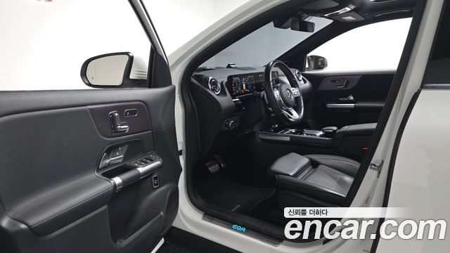 Mercedes-Benz EQA (H243) EQA250 AMG Line 2023 — фото 10