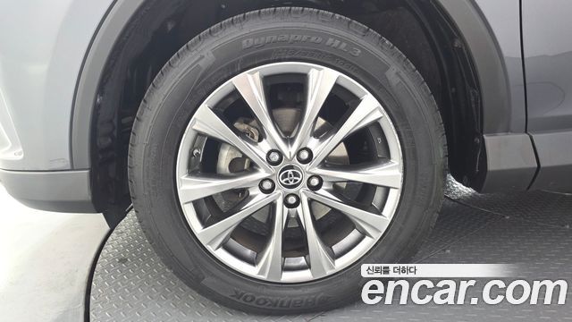 Toyota RAV4 2.5 2WD 4th 2018 — фото 5
