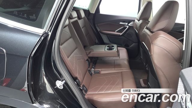 BMW X1 (U11) xDrive 20i xLine 2024 — фото 16