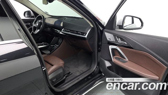 BMW X1 (U11) xDrive 20i xLine 2024 — фото 32