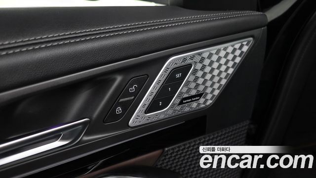 BMW X1 (U11) xDrive 20i xLine 2024 — фото 42