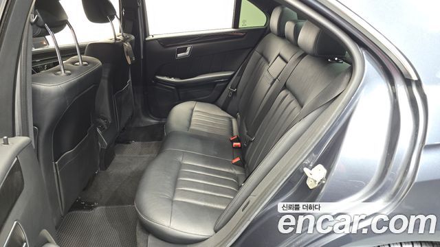 Mercedes-Benz E-Class (W212) E300 4MATIC Avantgarde 2014 — фото 11