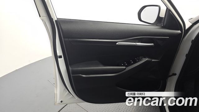 Kia Seltos Gasoline 2.0 4WD Prestige 2026 — фото 24
