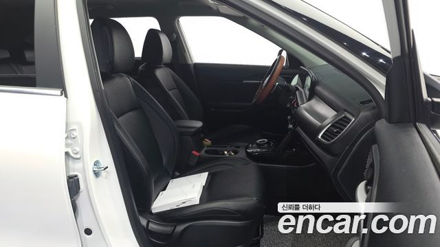 Kia Seltos Gasoline 2.0 4WD Prestige 2026 — фото 26