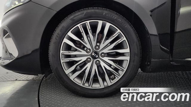 Kia K7 Premier 3.0 LPI Prestige(Rented) 2020 — фото 5