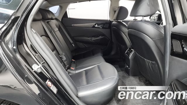 Kia K7 Premier 3.0 LPI Prestige(Rented) 2020 — фото 12
