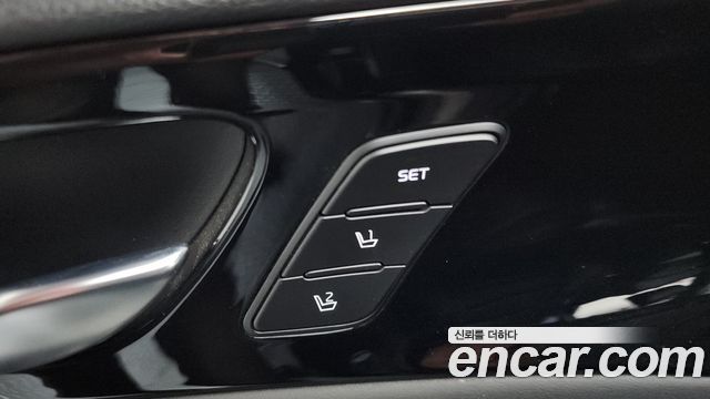 Kia K7 Premier 3.0 LPI Prestige(Rented) 2020 — фото 18