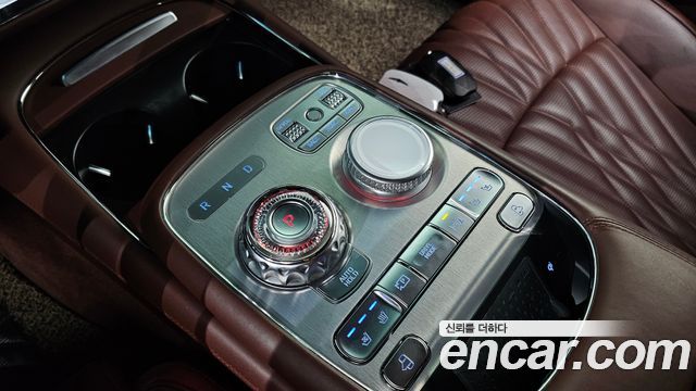Genesis G90 (RS4) Gasoline 3.5 Turbo AWD 2023 — фото 9