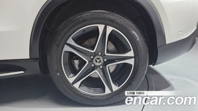 Mercedes-Benz GLE-Class (W167) GLE350e 4MATIC 2021 — фото 27