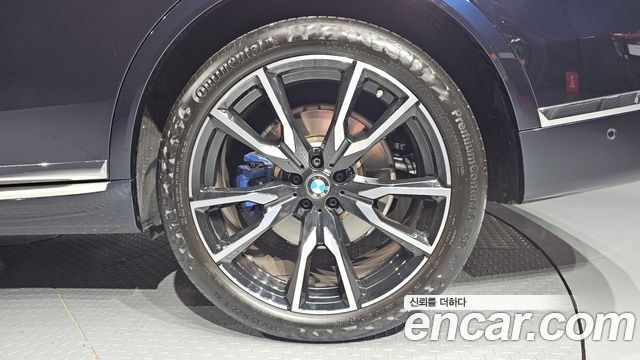 BMW X7 (G07) xDrive 40i M Sport 6STR 2022 — фото 21