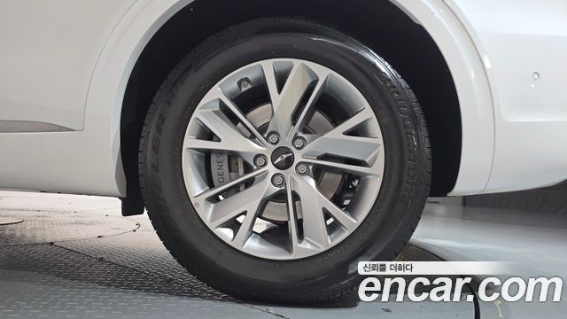 Genesis GV70 2.5T Gasoline 2WD 2026 — фото 21
